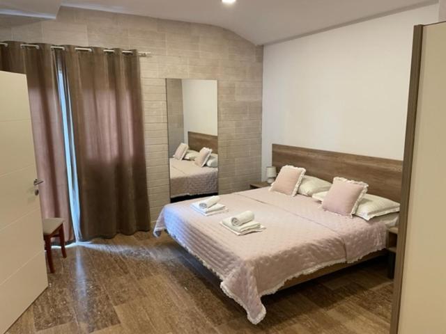 Villa Luce Mit Pool Makarska Exterior photo