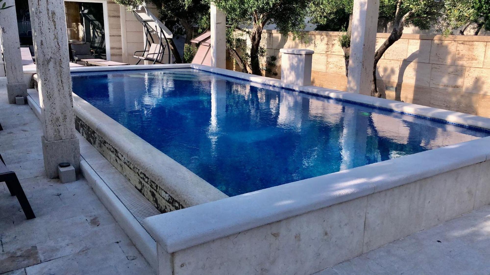 Villa Luce Mit Pool Makarska Exterior photo