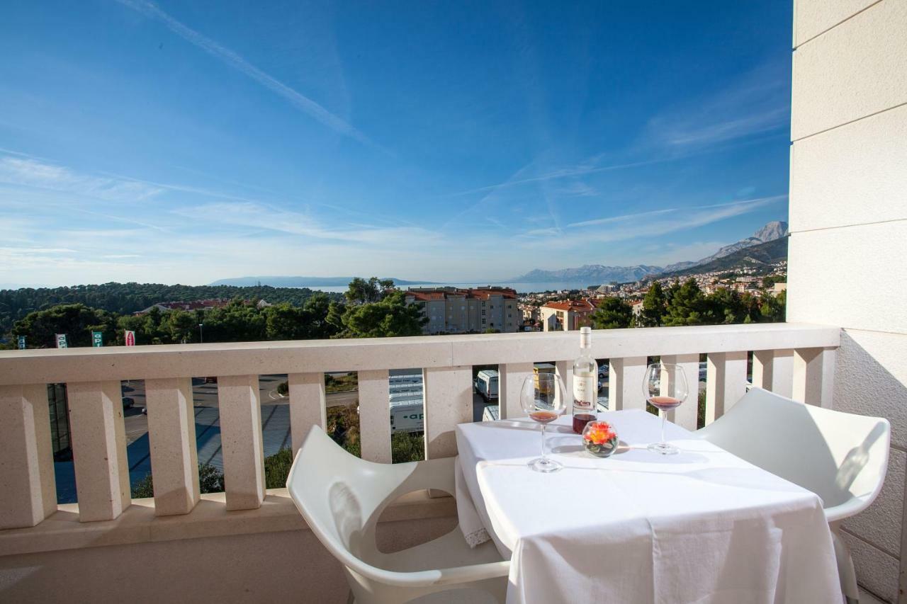Villa Luce Mit Pool Makarska Exterior photo